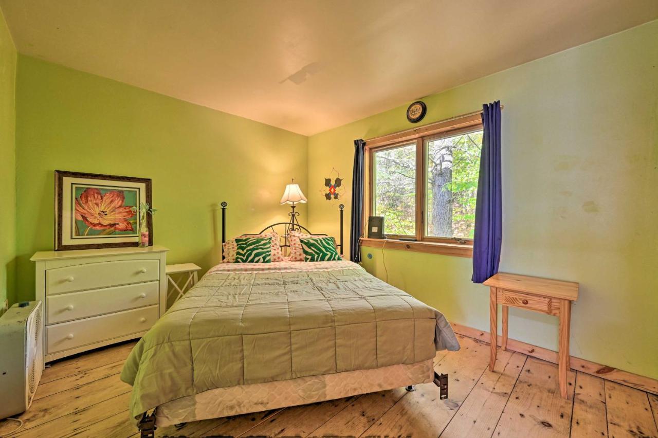 Remote Cabin With Fire Pit 3 Miles To Stowe Mtn! Eksteriør bilde