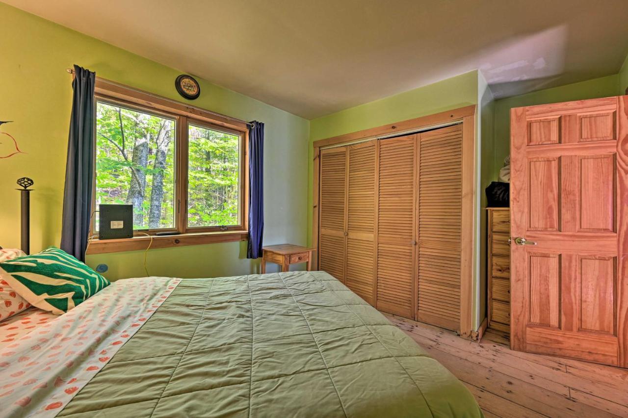 Remote Cabin With Fire Pit 3 Miles To Stowe Mtn! Eksteriør bilde