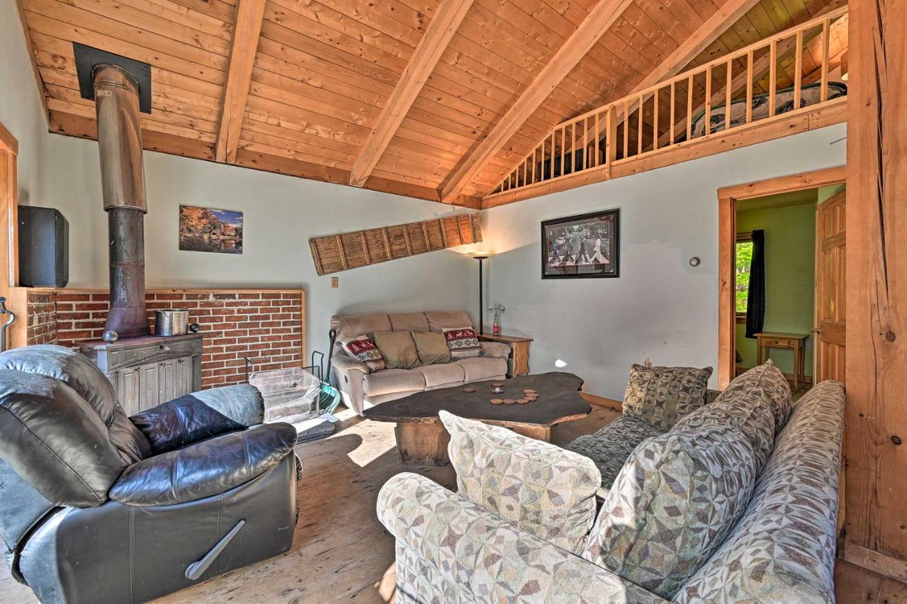Remote Cabin With Fire Pit 3 Miles To Stowe Mtn! Eksteriør bilde